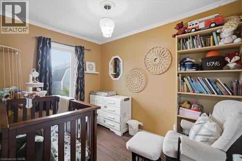 Crown molding and wood-finish flooring - 22 Delena Avenue N, Hamilton, ON - Indoor