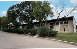 10352 - 58 Avenue  Edmonton, AB T6H 1B6