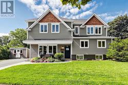 386 COSBURN CRESCENT  Burlington, ON L7L 2W6