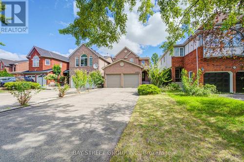 5922 DALEBROOK CRESCENT  Mississauga, ON L5M 5R9