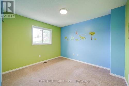 5922 Dalebrook Crescent, Mississauga, ON - Indoor Photo Showing Other Room
