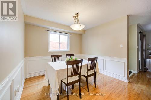 5922 Dalebrook Crescent, Mississauga, ON - Indoor Photo Showing Dining Room