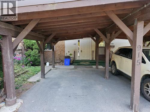 915 Dogwood Street  Creston, BC V0B 1G3