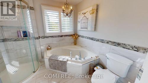 723 Munich Circle, Waterloo, ON - Indoor Photo Showing Bathroom