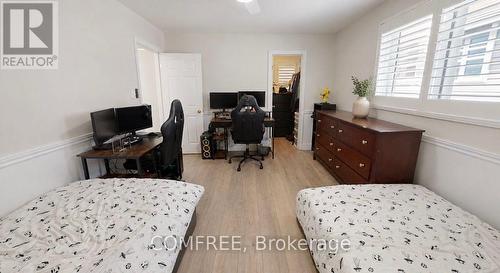 723 Munich Circle, Waterloo, ON - Indoor Photo Showing Bedroom