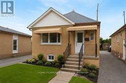 50 HAVERSON BOULEVARD  Toronto, ON M6M 3J6