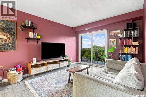 506 611 University Drive, Saskatoon, SK - Indoor Photo Showing Living Room