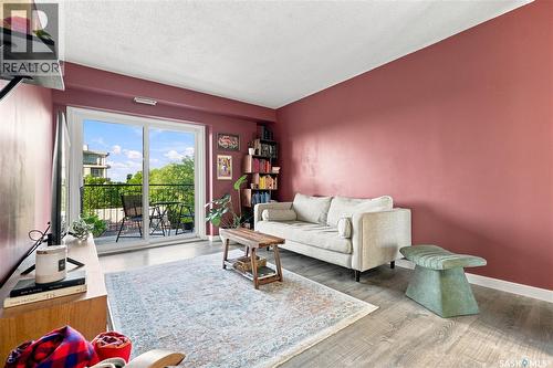506 611 University Drive, Saskatoon, SK - Indoor Photo Showing Living Room