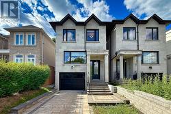 82 CAMERON AVENUE Toronto, ON M2N 1E2