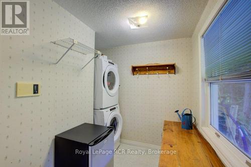 7287 Wellington Rd 109, Mapleton, ON - Indoor Photo Showing Laundry Room
