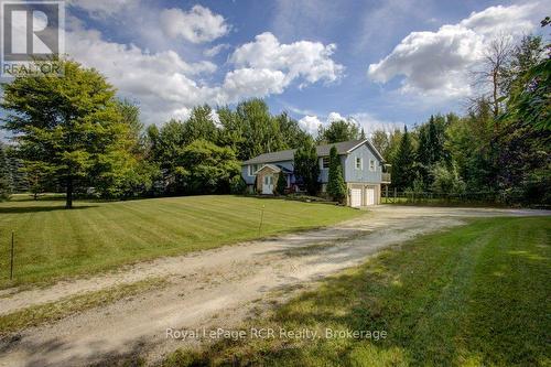 7287 Wellington Rd 109, Mapleton, ON - Outdoor