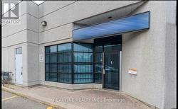 1 - 145 ROYAL CREST COURT  Markham, ON L3R 9Z4