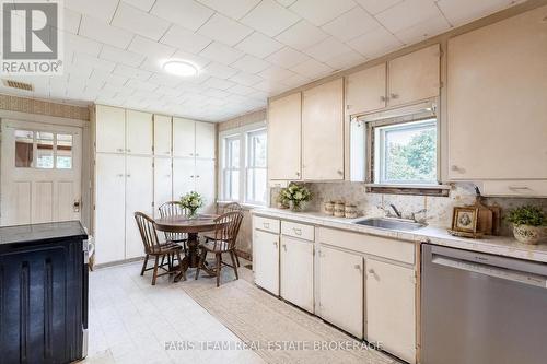 Virtually Staged - 29 Marsh Lane, Tiny, ON - Indoor Photo Showing Kitchen