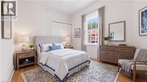 180 West Avenue, Hamilton, ON - Indoor Photo Showing Bedroom