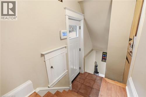 2116 Caroline Street, Burlington, ON - Indoor Photo Showing Other Room
