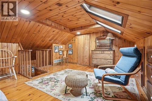 2116 Caroline Street, Burlington, ON - Indoor