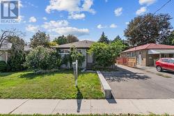 1016 CENTRE STREET N  Whitby (Williamsburg), ON L1N 4V3