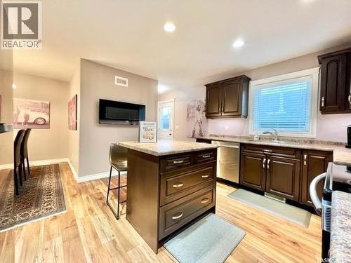 1516 Edward Avenue, Saskatoon, SK - Indoor Photo Showing Kitchen