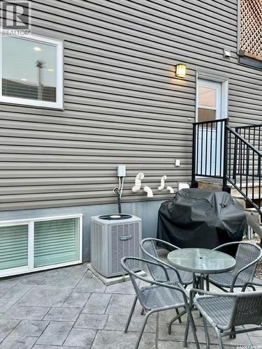 1516 Edward Avenue, Saskatoon, SK - Outdoor With Exterior