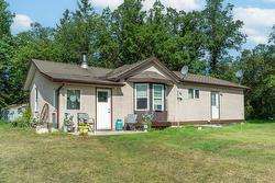 39003 UPPINGHAM Road  Anola, MB R5L 0J4