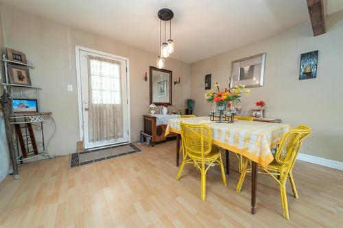 39003 Uppingham Road, Anola, MB - Indoor Photo Showing Dining Room