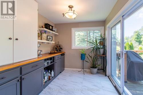 80 12 Concession E, Tiny, ON - Indoor