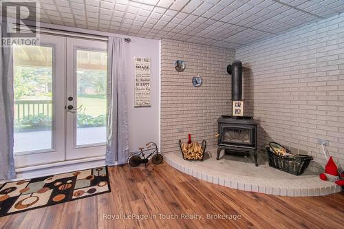 80 12 Concession E, Tiny, ON - Indoor Photo Showing Other Room