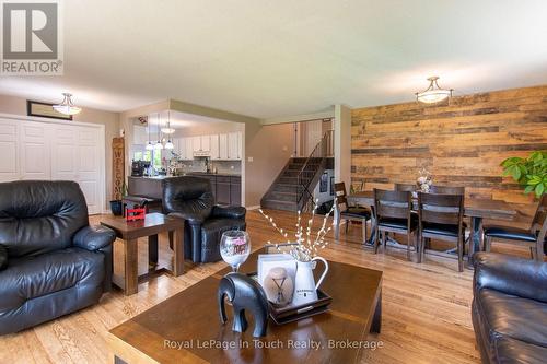 80 12 Concession E, Tiny, ON - Indoor Photo Showing Living Room
