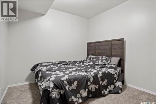 1402 10Th Avenue E, Regina, SK - Indoor Photo Showing Bedroom