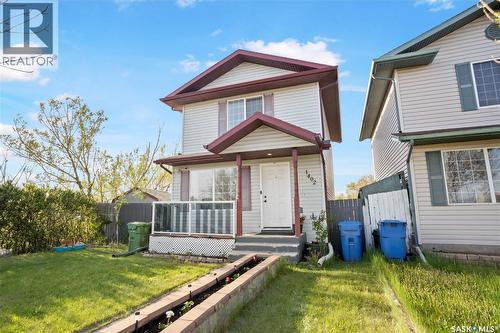 1402 10Th Avenue E, Regina, SK - Outdoor With Deck Patio Veranda