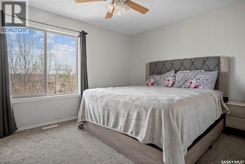 1402 10Th Avenue E, Regina, SK - Indoor Photo Showing Bedroom