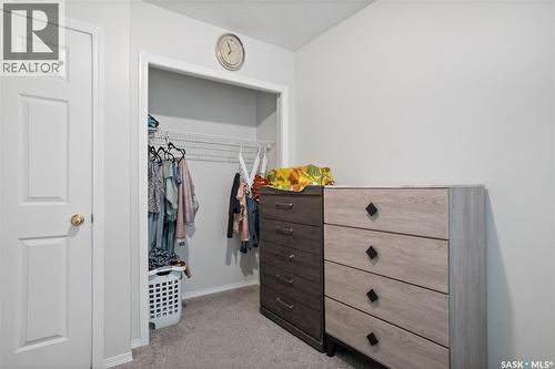 1402 10Th Avenue E, Regina, SK - Indoor