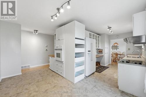 3149 Southmore Drive E, Ottawa, ON - Indoor