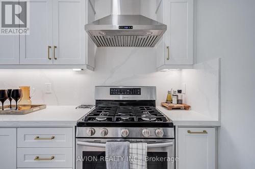 83 Stonebridge Boulevard, Toronto, ON - Indoor Photo Showing Kitchen With Upgraded Kitchen