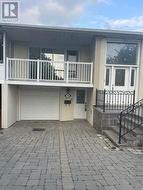 3589 BIRCHMEADOW CRESCENT  Mississauga, ON L4Y 3R8