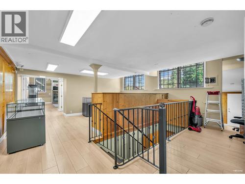 3607 W Broadway, Vancouver, BC 