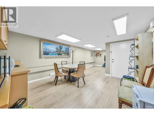 3607 W Broadway, Vancouver, BC 