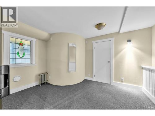 3607 W Broadway, Vancouver, BC 