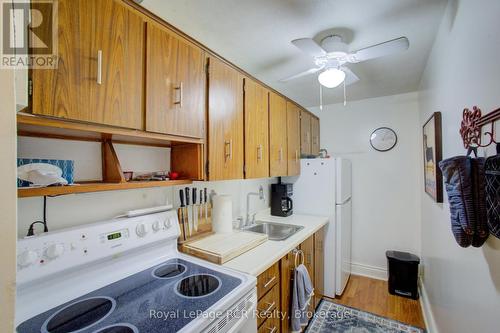 Unit 102 - 118 Preston Street, Wellington North (Arthur), ON - Indoor Photo Showing Kitchen