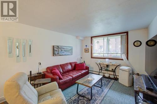 Unit 102 - 118 Preston Street, Wellington North (Arthur), ON - Indoor Photo Showing Living Room