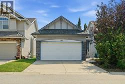 288 Springborough Way SW  Calgary, AB T3H 5M7