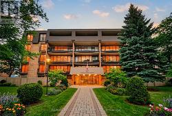 401 - 337 SIMCOE STREET Oshawa (O'Neill), ON L1G 4T2