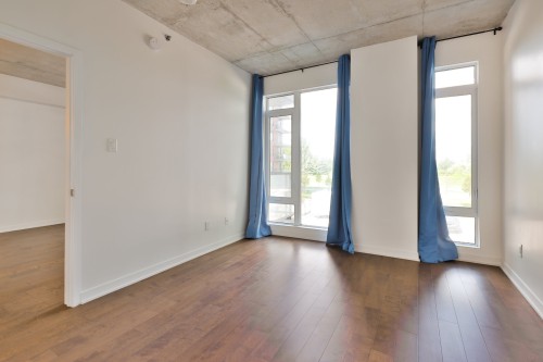 Chambre à coucher principale - 205-700 Rue Des Éclaircies, Brossard, QC - Indoor Photo Showing Other Room