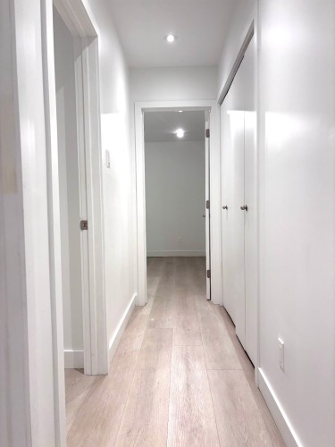 Corridor - 102-930 Rue Charlevoix, Montréal (Le Sud-Ouest), QC - Indoor Photo Showing Other Room