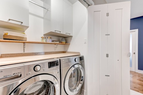 Laundry - 650 Rue Du Damier-Argenté, La Prairie, QC - Indoor Photo Showing Laundry Room