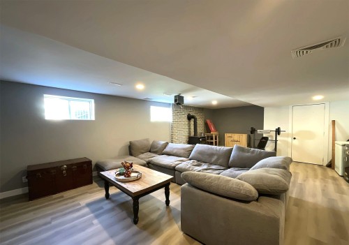 Basement - 1807 Rue Glengarry, Mascouche, QC - Indoor Photo Showing Basement