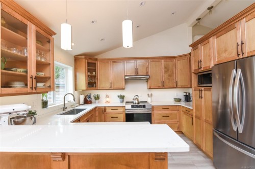 1530 Grayling Dr, Comox, BC 