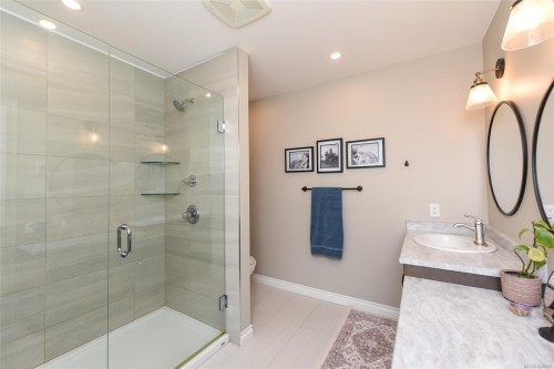 1530 Grayling Dr, Comox, BC 