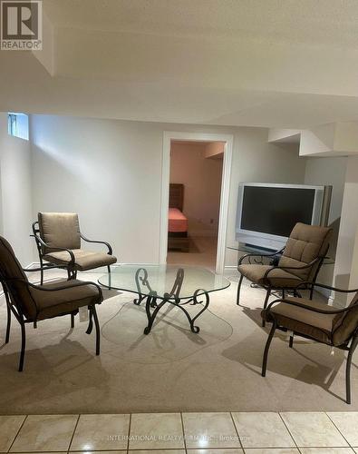 BASEMENT - 156 JEFFERSON FOREST DRIVE , Richmond Hill, Ontario L4E 4K6 2