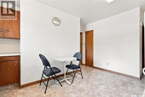 504 Leslie Avenue, Saskatoon, SK - Indoor